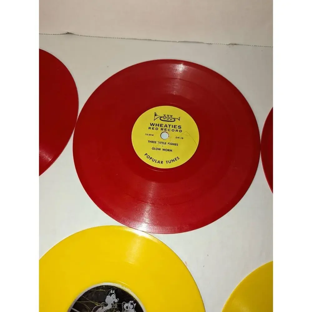 Lot Children's Yellow Golden Red Wheaties Children's Records Playtime Christmas